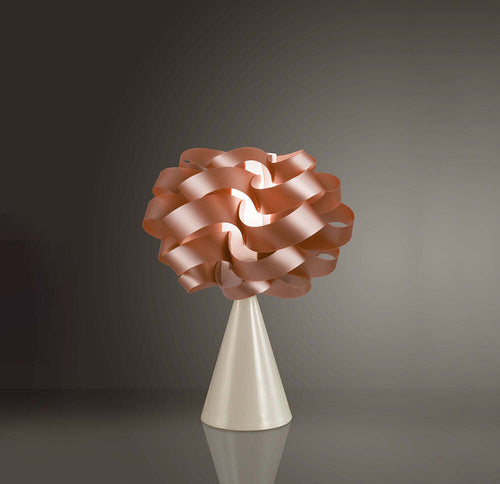 Lampada-Da-Tavolo-A-Cono-1-Luce-Cloud-In-Polilux-Rame-Made-In-Italy