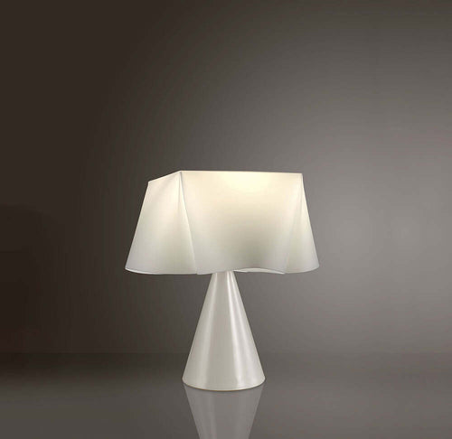Lampada-Da-Tavolo-A-Cono-1-Luce-Wanda-In-Polilux-Bianco-D30-Made-In-Italy