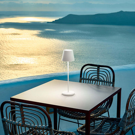 Lampada-Da-Tavolo-Esterno-Diva-Contemporanea-Alluminio-Bianco-Led-Luce-Calda