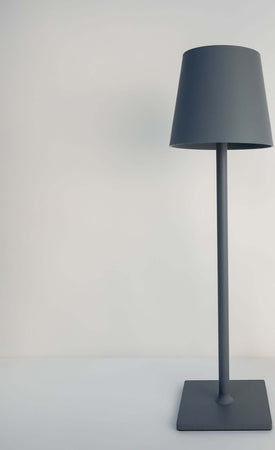 Lampada Da Tavolo Led Con Batteria Ricaricabile Dimmerabile Calda Fredda Natural Illuminazione/Illuminazione per interni/Lampade/Lampade da lavoro Trade Shop italia - Napoli, Commerciovirtuoso.it