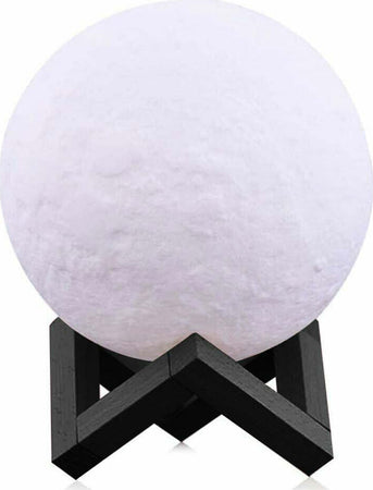 Lampada Da Tavolo Luna 18cm Luce Led 3 Colori Moon Lamp A Batteria Con Supporto Casa, arredamento e bricolage > Illuminazione da interno > Lampade da Tavolo Trade Shop italia - Napoli, Commerciovirtuoso.it