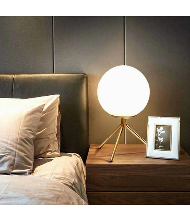 Lampada Da Tavolo Minimalista Bronzo Treppiedi Con Sfera Lume Abat Jour G9 D35