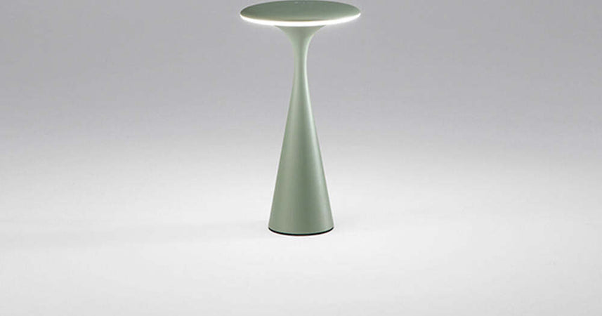 Lampada-Da-Tavolo-Per-Esterno-Elliott-Contemporanea-Alluminio-Salvia-Led-Cct