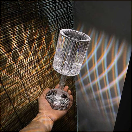 Lampada-da-tavolo-touch-senza-fili-ricaricabile-effetto-cristallo-in-acrilico-abatjour-per-camera-da-letto-comodino-bar-ristoranti-3-intensità-di-luce,-colore-luce-variabile