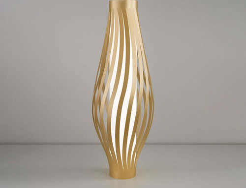 Lampada-Da-Terra-Totem-Dama-Helios-1-Luce-In-Polilux-Oro-Made-In-Italy