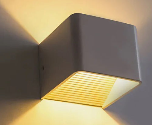 Lampada LED da parete per interni bianca con luce gialla 2200-2400K 5W 85-265V
