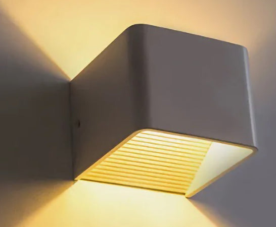Lampada LED da parete per interni bianca con luce gialla 2200-2400K 5W 85-265V