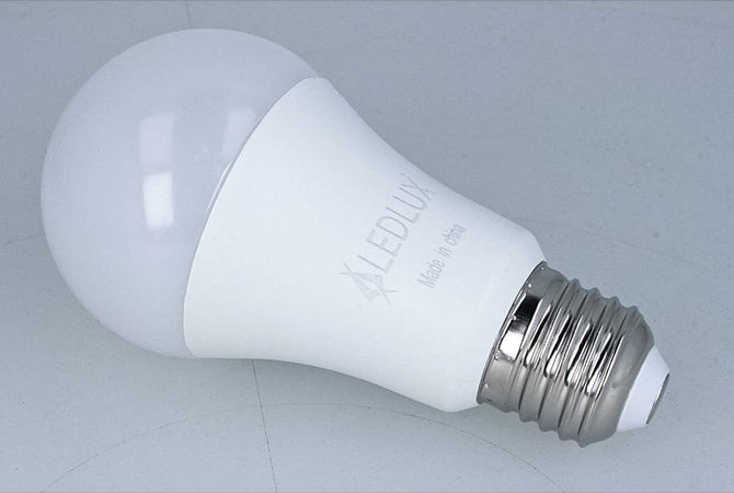Lampada-Led-E27-Dimmerabile-Triac-Dimmer-12W-220V-Bianco-Freddo-6500K-1050-Lumens-Ledlux