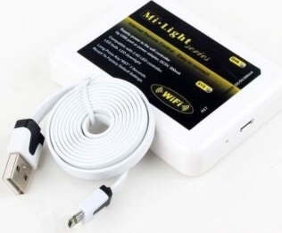LAMPADA LED WIFI LUCE BIANCA RGB MULTICOLOR E27 TELECOMANDO RF MODULO SMARTPHONE Illuminazione/Lampadine/Lampadine a LED Trade Shop italia - Napoli, Commerciovirtuoso.it