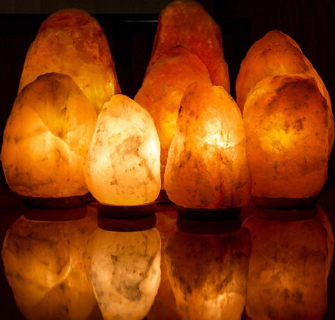 LAMPADA PIETRA DI SALE HIMALAYANO CON BASE IN CEDRO ALLEVIA STRESS PURIFICA ARIA  Trade Shop italia - Napoli, Commerciovirtuoso.it