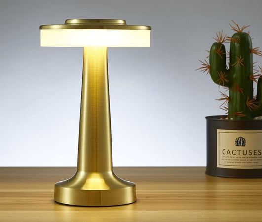 Lampada Scrivania Led Portatile 3 Sfumature Luce Touch Usb Ricaricabile Q-tl145 Illuminazione/Illuminazione per interni/Lampade/Lampade da tavolo e abat-jour Trade Shop italia - Napoli, Commerciovirtuoso.it