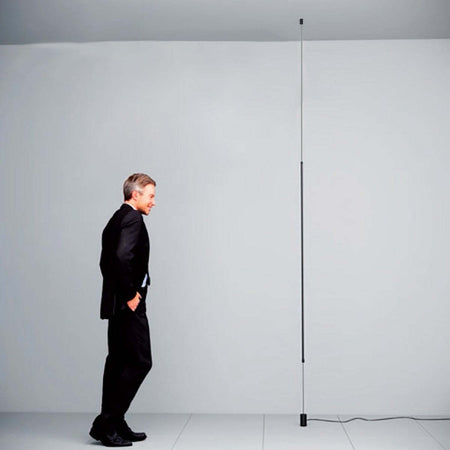 Lampada-Terra-soffitto-Redo-Group-ACROBAT-01-2284-LED-dimmerabile-piantana-sospensione