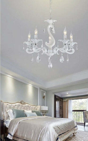 Lampadario Classico Attacco E14 5 Bracci Con Pendenti In Acrilico Lampada A15-5 Illuminazione/Illuminazione per interni/Lampadari lampade a sospensione e plafoniere/Lampadari Trade Shop italia - Napoli, Commerciovirtuoso.it