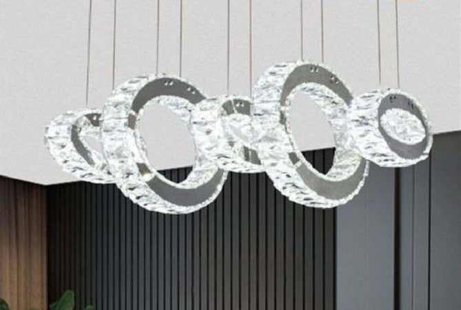 Lampadario Led A Sospensione 42watt 5 Anelli Con Cristalli Luce Fredda 8000k B58 Casa, arredamento e bricolage > Illuminazione da interno > Lampadari Trade Shop italia - Napoli, Commerciovirtuoso.it