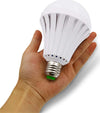LAMPADINA LED EMERGENZA RICARICABILE E27 ANTI BLACKOUT LUCE BIANCA INTELLIGENTE  Trade Shop italia - Napoli, Commerciovirtuoso.it