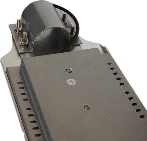 Lampione Faro Stradale Armatura Led 100w Luce Fredda 6500k 100w 100watt Illuminazione/Illuminazione per esterni/Proiettori Trade Shop italia - Napoli, Commerciovirtuoso.it