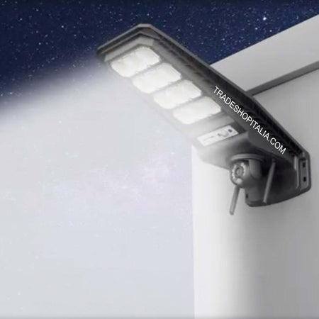 Lampione Solare Sensore Di Movimento E Telecomando Con Telecamera Ip Integrata Illuminazione/Illuminazione per esterni/Lampade da parete Trade Shop italia - Napoli, Commerciovirtuoso.it