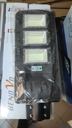 Lampione-Stradale-330-Led-120W-Con-Pannello-Solare-Crepuscolare-Luce-Fredda-ip65