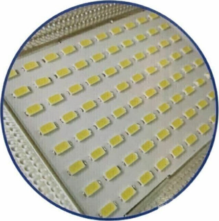 LAMPIONE-STRADALE-LED-CON-PANNELLO-SOLARE-CREPUSCOLARE-150W-LUCE-FREDDA-IP66-UFO
