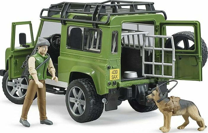 Land-Rover-Defender-Station-Wagon-con-Forestale-Bruder