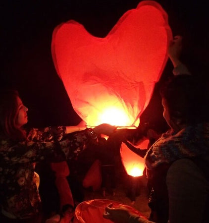 LANTERNA CINESE VOLANTE SKYLANTERN A FORMA DI CUORE PER MATRIMONIO EVENTI PARTY Casa e cucina/Hobby creativi/Materiali per hobby creativi/Forniture per feste/Lanterne cinesi Trade Shop italia - Napoli, Commerciovirtuoso.it