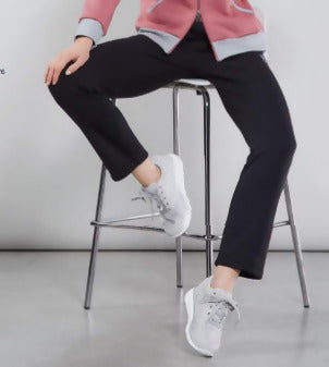 Laura Biagiotti Tuta Donna Cotone Felpato Con Cappuccio E Polsini Ideale Per L'inverno E Per Il Tempo Libero Moda/Donna/Abbigliamento/Abbigliamento sportivo/Completi sportivi/Tute La Bottega di Giò - Gravina di Catania, Commerciovirtuoso.it