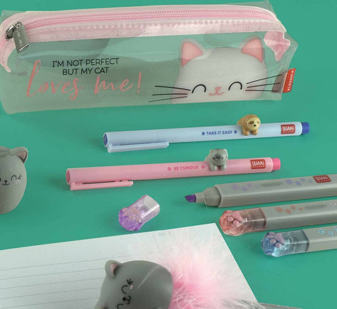 Legami - Penna Gel Con Animaletto Decorativo, Evita Il Rotolamento, Inchiostro Rosso, Animaletto Rimovibile E Ricombinabile, Punta 0,5 Mm, Tema Teddy Bear Cancelleria e prodotti per ufficio/Penne matite scrittura e correzione/Penne e ricariche/Penne roller a inchiostro gel Cartoleria Deja Vu - Crotone, Commerciovirtuoso.it