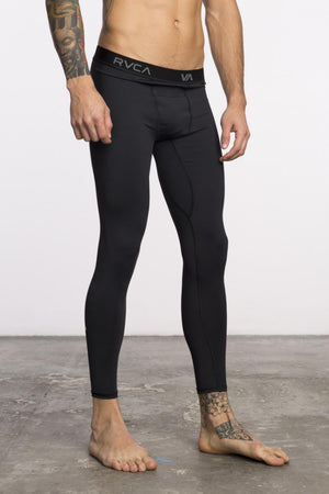 Leggings Uomo Rvca Va Sport Compression Pant Tinta Unita Neri Vita Elastica Moda/Uomo/Abbigliamento/Abbigliamento sportivo/Calzamaglie e leggings sportivi Snotshop - Roma, Commerciovirtuoso.it