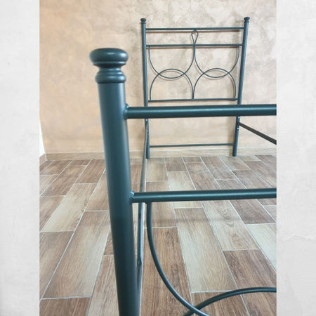 Letto una piazza e mezza Silene ferro battuto antracite