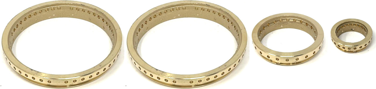 LOFRA KIT 4 ANELLI SPARTIFIAMMA 2 GRANDI PER PIANI COTTURA-CUCINE 4 FUOCHI Casa e cucina/Grandi elettrodomestici/Accessori e parti di ricambio/Ricambi e accessori per piani cottura/Anelli per fuochi per piani cottura Rossi Ricambi - Venetico Marina, Commerciovirtuoso.it