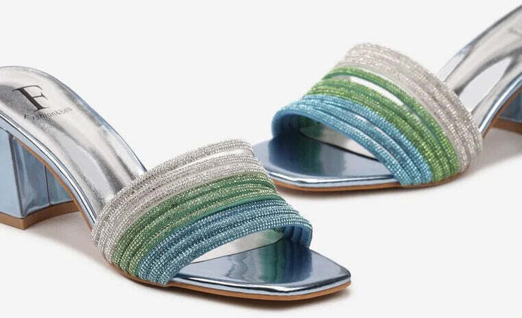 Lola - Sandali con fascia strass