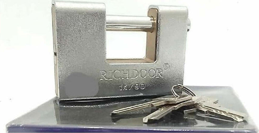 Lucchetto Corazzato Antiscasso 90mm Con 3 Chiavi Antifurto Corazzato Sport e tempo libero/Attività ricreative all'aperto/Ciclismo/Accessori/Lucchetti/Catene Trade Shop italia - Napoli, Commerciovirtuoso.it