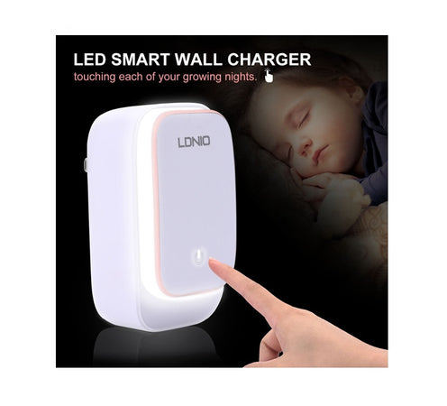 Caricabatteria con doppia porta USB e luce notturna touch