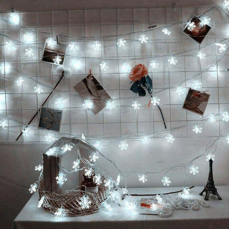Luci-di-Natale-ghirlanda-di-fiocchi-di-neve-20-LED-a-batteria-Ciao-Srl