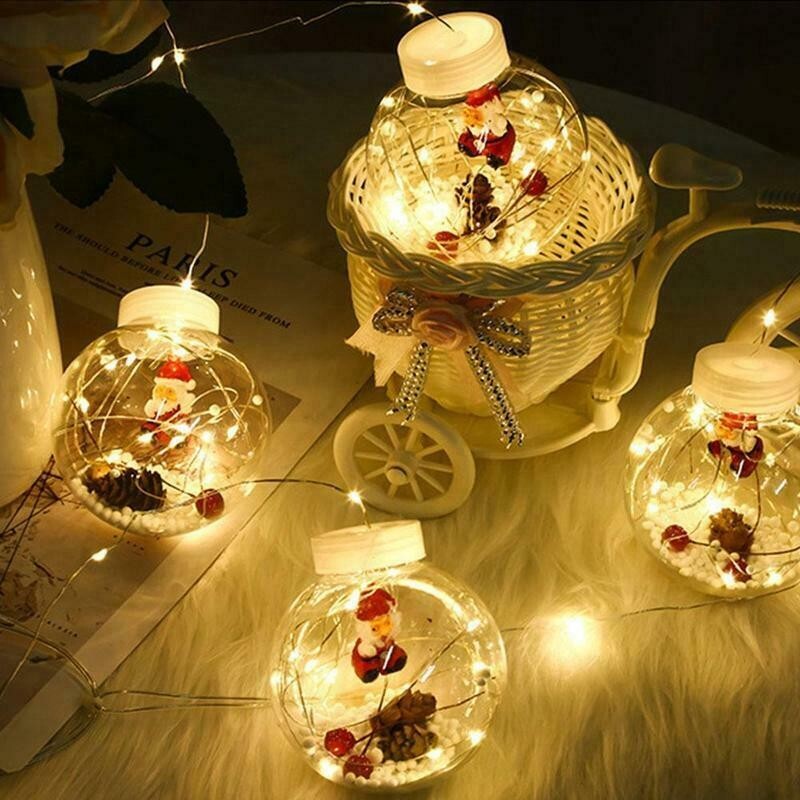 Catena Luci Natalizie Con Bacche Rosse E Pigne - 2,5 Mt, 12 LED Con Telecomando - 2