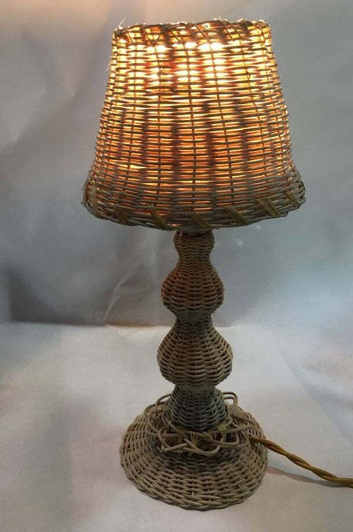 LUME DA TAVOLO IN MIDOLLINO VIMINI ARREDO ARTISTICO ARTIGIANALE CON LAMPADA LED