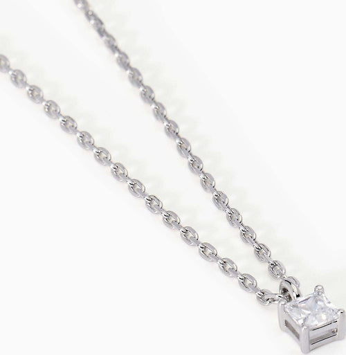 MABINA---Collana-in-argento-con-punto-luce-PUNTO-DI-VISTA