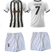 Maglia Fc Juventus 2024 Chiesa Ufficiale Sport e tempo libero/Fan Shop/Calcio/Abbigliamento/Magliette e Top Il Distintivo - Pesaro, Commerciovirtuoso.it