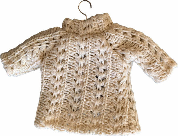 Maglioncino in lana beige su gruccia per albero di natale decorazione natalizia da 17 cm Casa e cucina/Decorazioni per interni/Addobbi e decorazioni per ricorrenze/Decorazioni natalizie/Addobbi e decorazioni/Palle e palline MagiediNatale.it - Altamura, Commerciovirtuoso.it