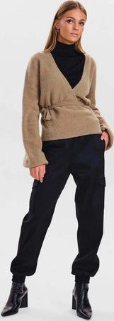 Maglione Donna Numph Sisava Wrap Knit Beige Moda/Donna/Abbigliamento/Maglioni e cardigan/Maglioni Snotshop - Roma, Commerciovirtuoso.it