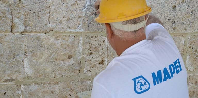 MAPEI-MAPE-ANTIQUE-ALLETTAMENTO-TUFO-KG.25-Malta-da-muratura-base-calce-per-murature-a-faccia-a-vista