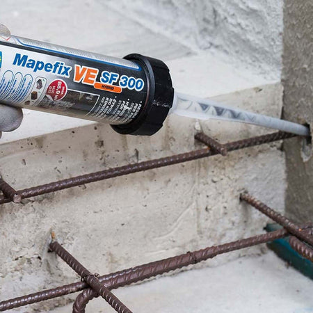 MAPEI-MAPEFIX-VE-SF-ML.300-Fissaggio-chimico-per-barre-filettate-ferri-di-ripresa-carichi-sismici-C1