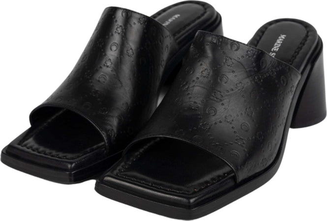 MARINE-SERRE-Mules-in-pelle-goffrata-in-nero-da-donna