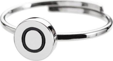 Marlù-Anello-con-lettera-O-smaltata