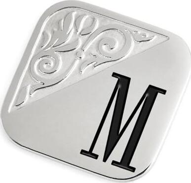 Marlù--Piastrina-quadrata-con-lettera-changy