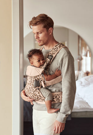 Marsupio BabyBjörn One New Classics Beige/Leopard Prima infanzia/Marsupi/Marsupio a zainetto La Casa Del Bebè - Napoli, Commerciovirtuoso.it