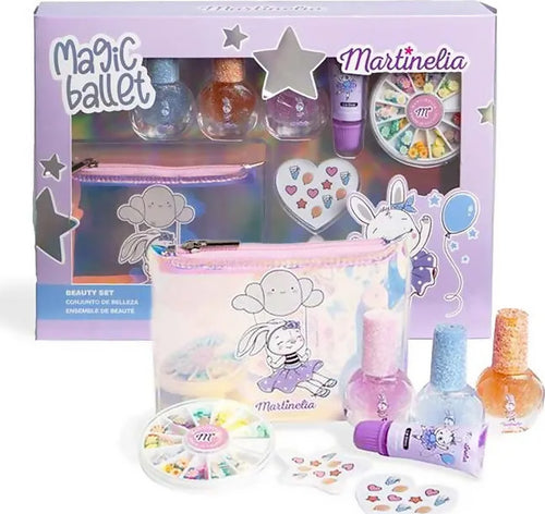 Martinelia Magic Ballet Beauty Tucchi Bambina 3 Smalti+1 Labbra+ Stickers + Borsa Giochi e giocattoli/Giochi d'imitazione e accessori di travestimento/Accessori per travestimento/Trucchi Cartoleria Deja Vu - Crotone, Commerciovirtuoso.it