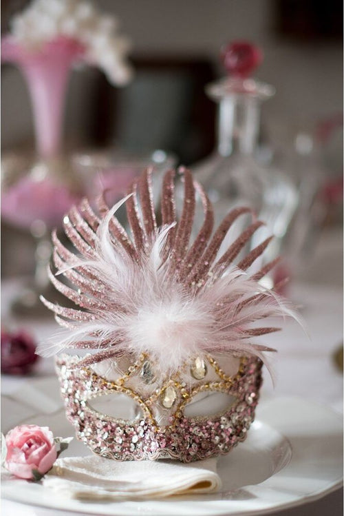 Maschera Rosa In Tessuto con Paillettes, Glitter e Piume Maschera Elegante e Sensuale Moda/Abbigliamento specifico/Costumi e accessori/Accessori/Adulti/Maschere Kondorama - Martinsicuro, Commerciovirtuoso.it