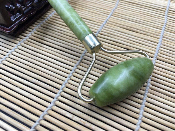 Massaggiatore Rullo Doppio Per Viso Faccia Collo Pelle Riduci Rughe Antiet? Cura del corpo e viso Trade Shop italia - Napoli, Commerciovirtuoso.it