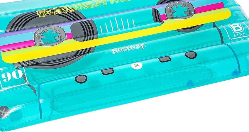 Materassino Gonfiabile Retro Beats Fashion Cassetta 174x117cm Portaoggetti 43649 Giochi e giocattoli/Sport e giochi all'aperto/Giochi aquatici e piscine per bambini/Canotti e gonfiabili galleggianti Trade Shop italia - Napoli, Commerciovirtuoso.it